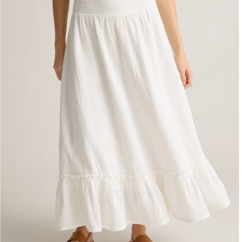 Quince White Maxi Skirt with Ruffle Hem Lined. Size XS New With Tag